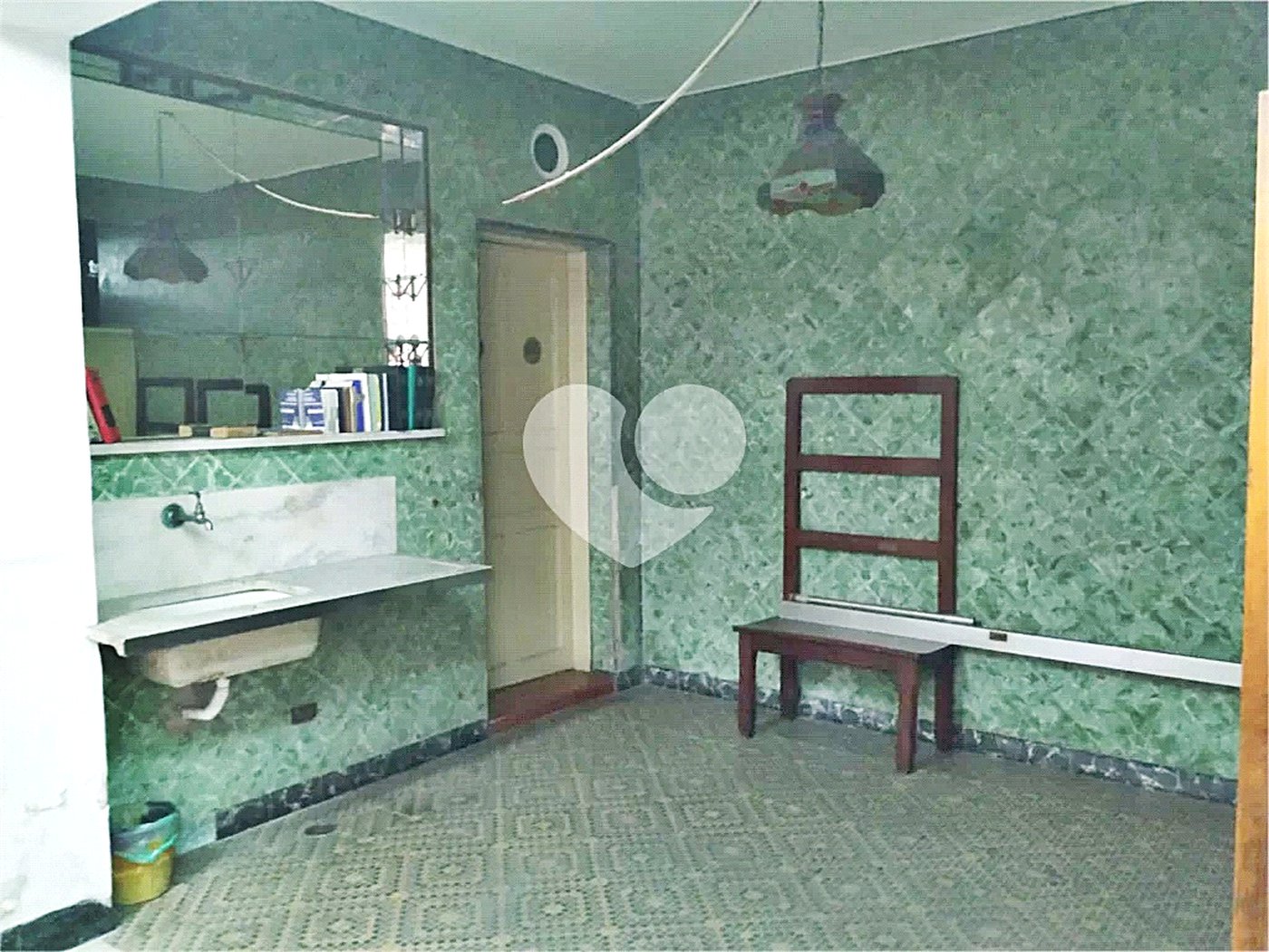 Casa à venda com 4 quartos, sendo 3 suítes, em Santana, São Paulo, SP