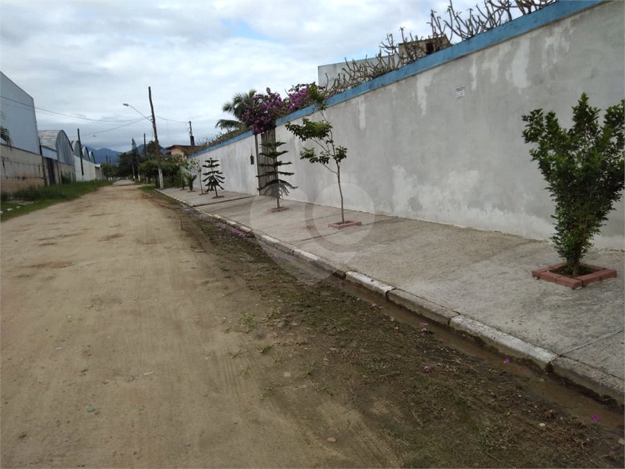 Casa à venda com 5 quartos, sendo 4 suítes,  em Mato Dentro, Ubatuba, SP