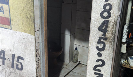 Sobrado à venda em Jardim Luciana, Itaquaquecetuba, SP