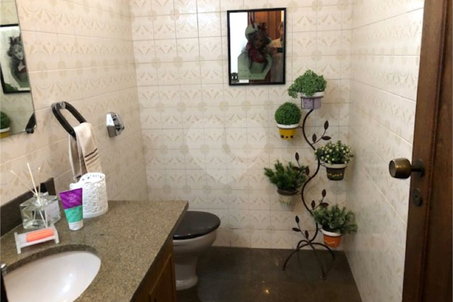 Apartamento à venda com 4 quartos, sendo 2 suítes, em Bela Vista, São Paulo, SP