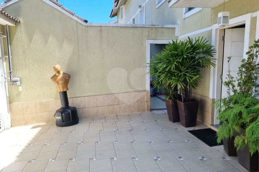 Sobrado à venda com 3 suítes em Vila Guilherme, São Paulo, SP