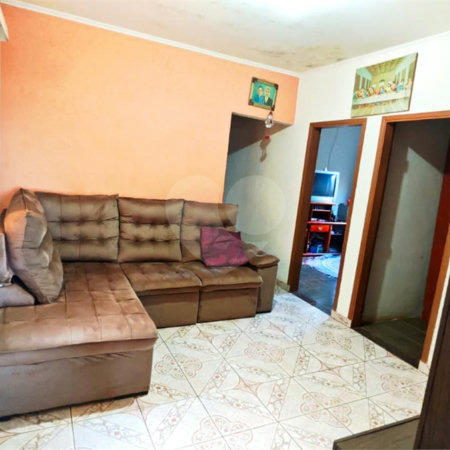 Oportunidade Única no Santa Felícia: Casa 3 dormitórios, Conforto, Espaço de Sobra e a Melhor Localização de São Carlos!
