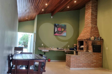 Casa à venda com 3 quartos, sendo 1 suíte, em Jardim Celani, Salto, SP