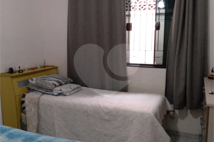 Casa Térrea à venda com 3 quartos, sendo 1 suíte, em Vila Galvão, Guarulhos, SP