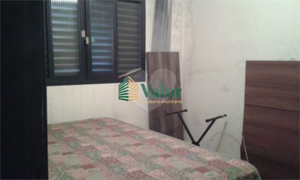 Casa com 4 dormitórios