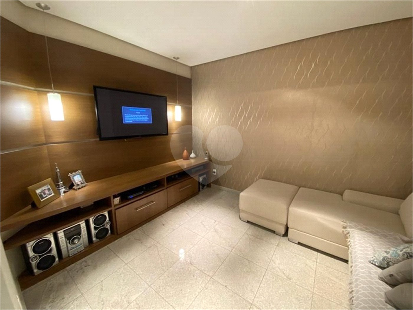 Casa à venda com 3 suítes no condomínio Villa dos Inglezes, Sorocaba - SP