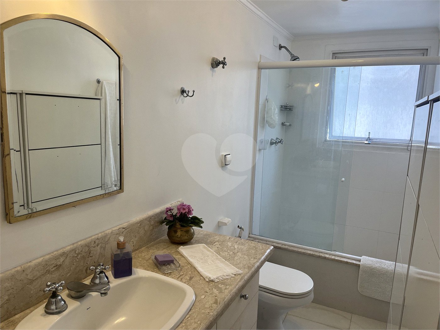 Apartamento à venda com 2 quartos, sendo 1 suíte,  em Itaim Bibi, São Paulo, SP