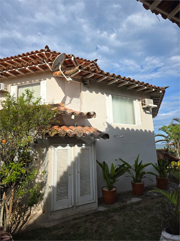 Casa à venda com 5 quartos, sendo 1 suíte,  em Praia Rasa, Armação dos Búzios, RJ