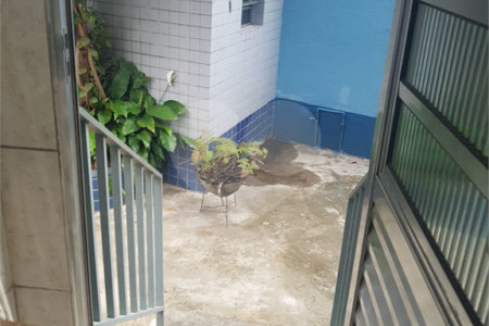 Imóvel no Catumbi, região do Brás do lado da UBS Maria Zélia, Ponte da Vila Maria, Marginal Tietê