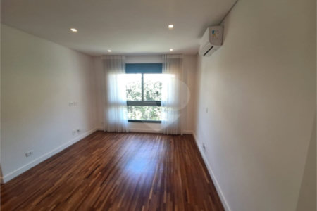 Casa à venda ou para alugar com 3 suítes no condomínio Boulevard Ibirapuera, São Paulo - SP