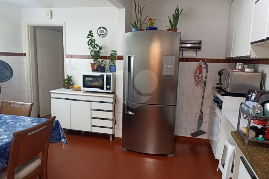 Sobrado à venda com 2 quartos em Tremembé, São Paulo, SP