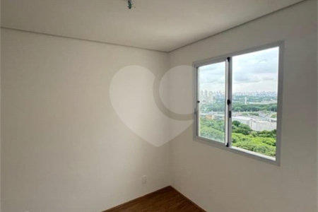 Apartamento à venda com 2 quartos em Parque Industrial Tomas Edson, São Paulo, SP