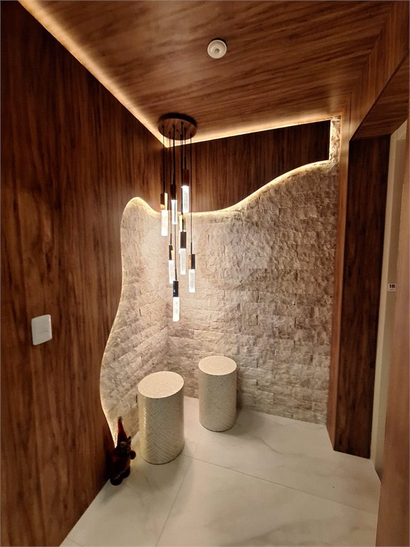 Apartamento à venda com 4 quartos, sendo 2 suítes,  em Chácara Flora, São Paulo, SP