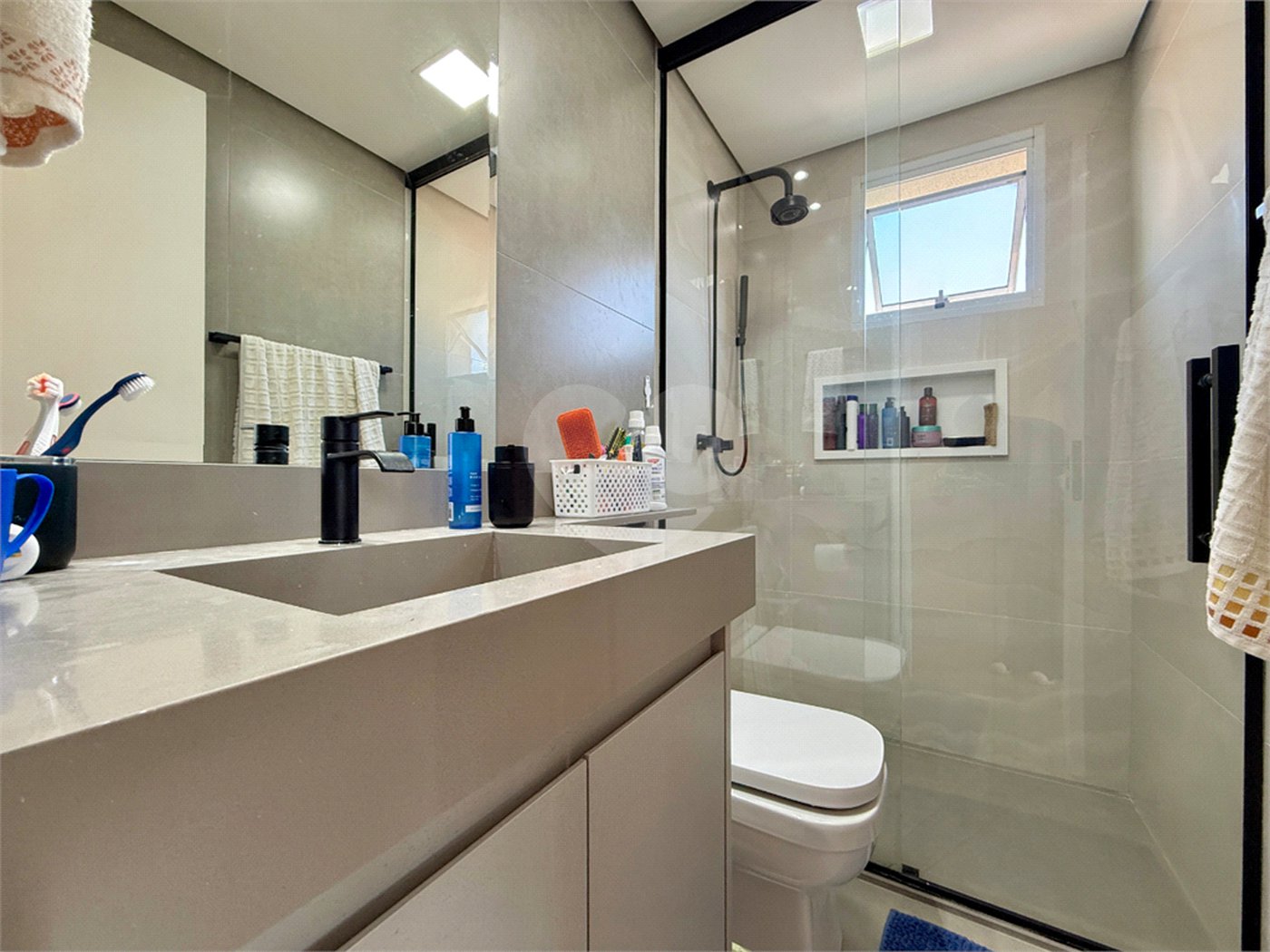Apartamento à venda com 3 quartos, sendo 1 suíte, em Jardim Marajoara, São Paulo, SP