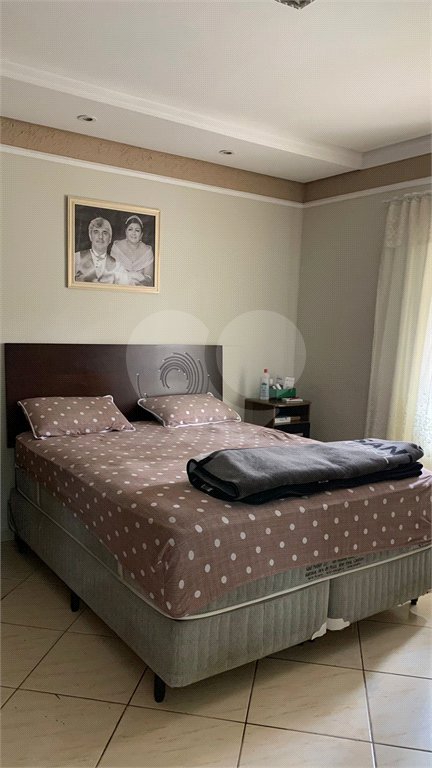 Casa Térrea à venda com 3 quartos no Centro, Poá, SP