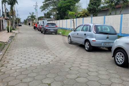 Casa à venda com 2 quartos em Suarão, Itanhaém, SP