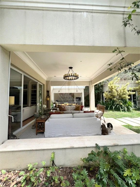 Casa à venda com 4 suítes em CIDADE JARDIM, São Paulo, SP