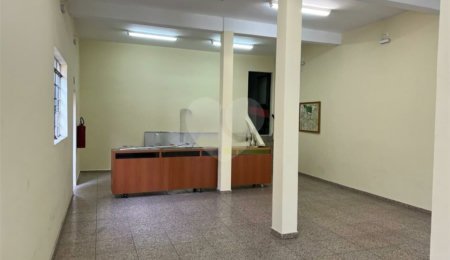 Casa à venda com 3 quartos em Água Fria, São Paulo, SP