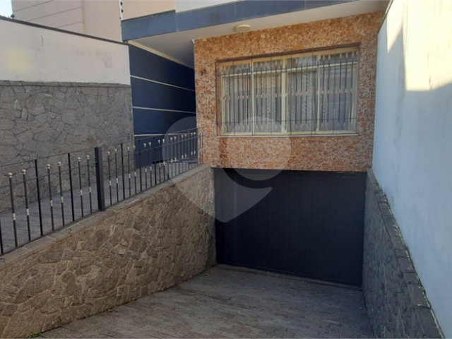 Sobrado à venda com 3 quartos, sendo 1 suíte,  em Tremembé, São Paulo, SP