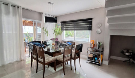 Casa à venda com 3 suítes no condomínio Villaggio Capriccio, Louveira - SP