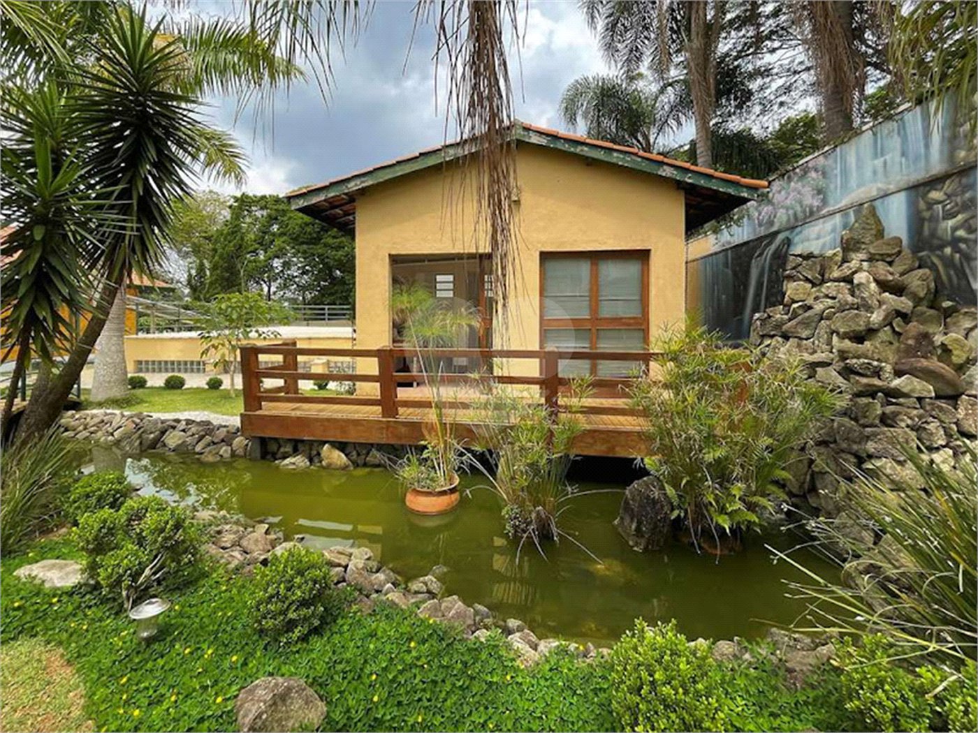 Casa à venda com 4 suítes no condomínio Miollo da Granja, Cotia - SP
