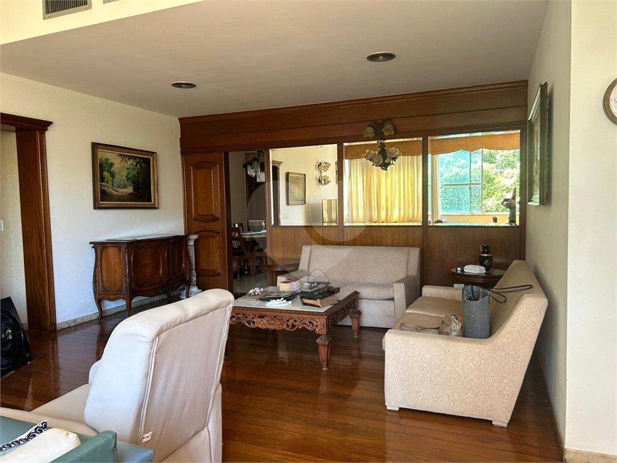 Apartamento à venda com 4 quartos, sendo 2 suítes, em Tijuca, Rio de Janeiro, RJ