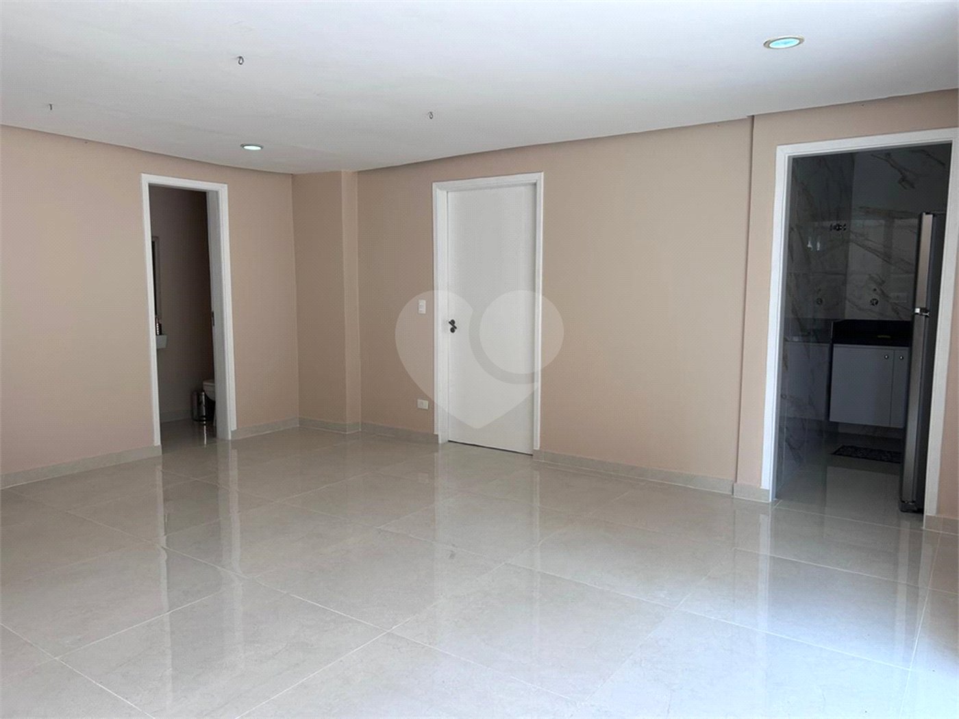 Apartamento à venda com 3 quartos, sendo 1 suíte, em Indianópolis, São Paulo, SP