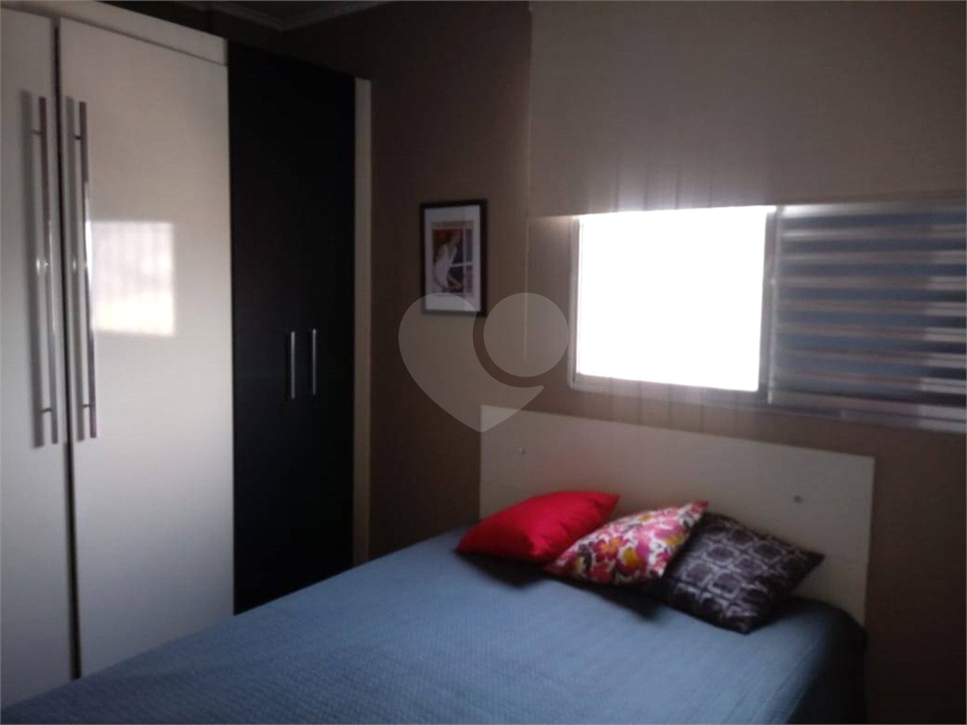 Apartamento à venda com 3 quartos, sendo 1 suíte, no Centro, Poá, SP