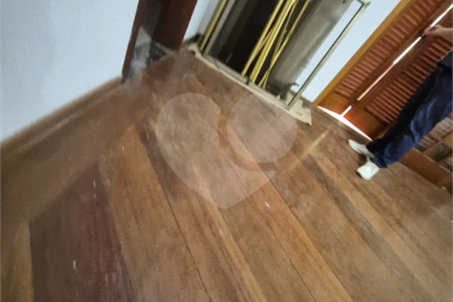 Casa à venda com 4 suítes no condomínio Alpes da Cantareira, Mairiporã - SP