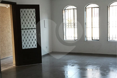 Sobrado à venda com 2 quartos em Vila Mazzei, São Paulo, SP
