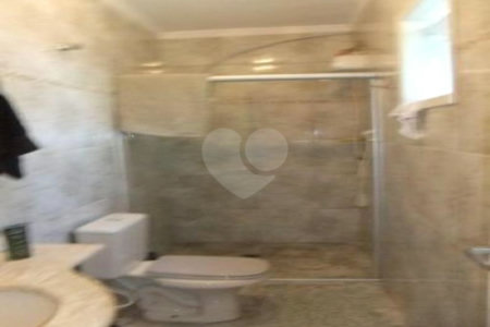Casa à venda com 3 suítes em Vila Universitária, São Paulo, SP