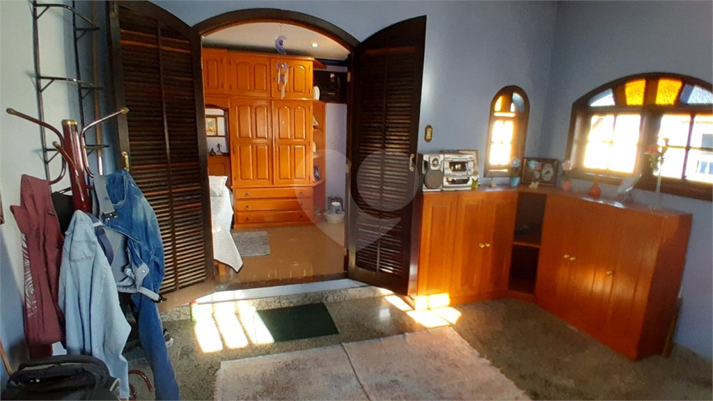 Casa à venda com 4 quartos, sendo 1 suíte, em Bangu, Rio de Janeiro, RJ
