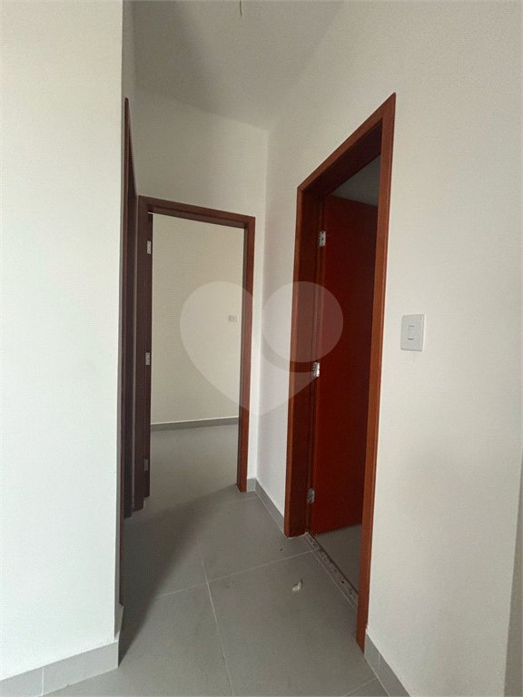 Casa à venda com 2 quartos, sendo 1 suíte, no condomínio Maracujas, São Paulo - SP