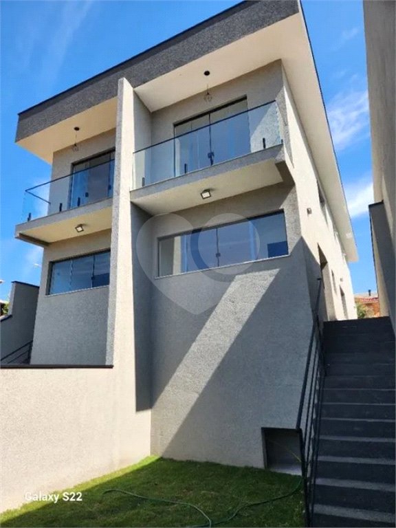 Sobrado à venda com 3 quartos, sendo 1 suíte,  em Jardim Paulista, Atibaia, SP