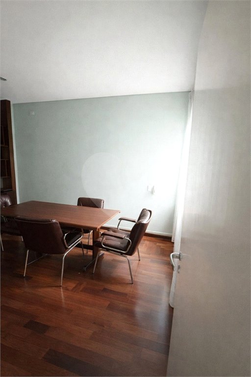Casa à venda com 2 quartos, sendo 1 suíte,  em Vila Mariana, São Paulo, SP
