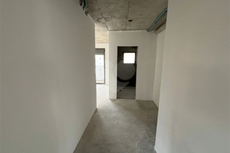 Apartamento à venda com 3 suítes em Moema, São Paulo, SP