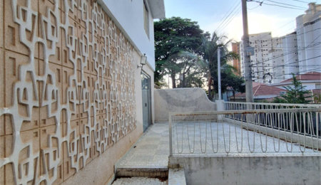 Sobrado à venda ou para alugar com 3 quartos, sendo 1 suíte,  em Santana, São Paulo, SP