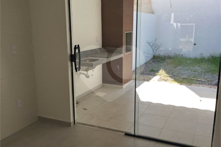 Casa à venda com 2 quartos em Campo Grande, Rio de Janeiro, RJ