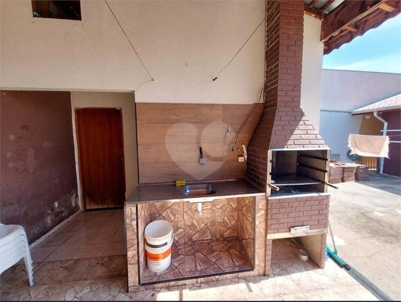 Casa à venda com 4 quartos, sendo 1 suíte,  em Jardim do Bosque, Hortolândia, SP