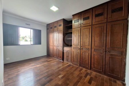 Casa para alugar com 5 quartos no Centro, Vinhedo, SP