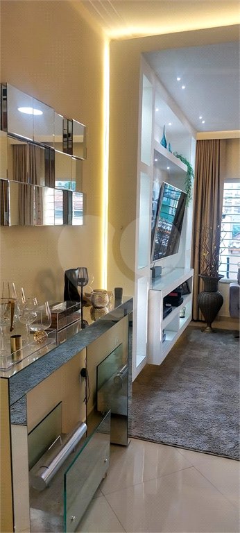Sobrado à venda com 3 quartos, sendo 1 suíte, em Vila Mazzei, São Paulo, SP