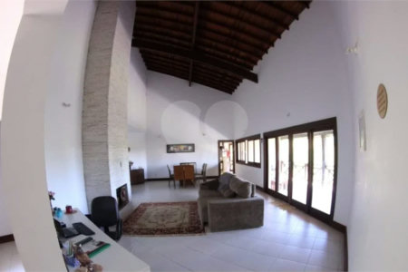 Casa à venda com 4 quartos, sendo 3 suítes, no condomínio Parque dos Manacas, Jundiaí - SP