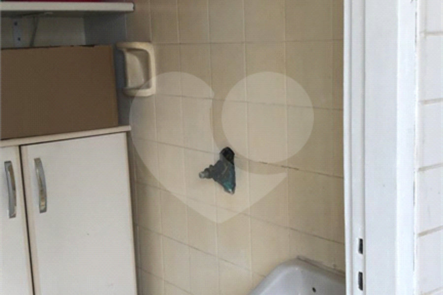 Apartamento à venda com 3 quartos, sendo 1 suíte, em Vila Olímpia, São Paulo, SP