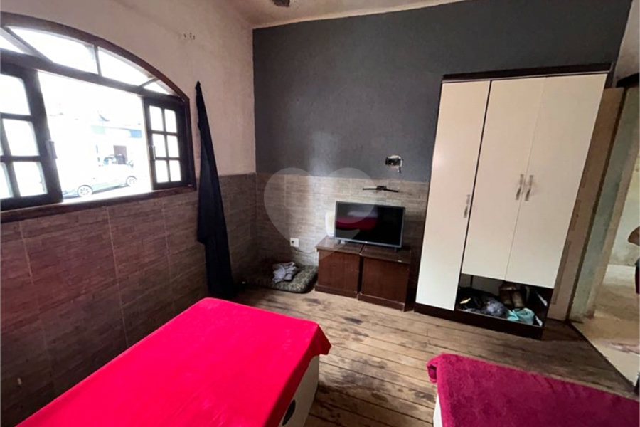 Sobrado à venda com 3 quartos em Água Fria, São Paulo, SP
