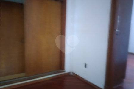 Sobrado à venda com 3 quartos em Santana, São Paulo, SP