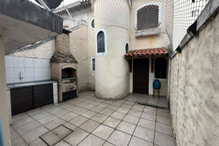 Sobrado à venda com 3 quartos, sendo 1 suíte, em Jardim Prudência, São Paulo, SP