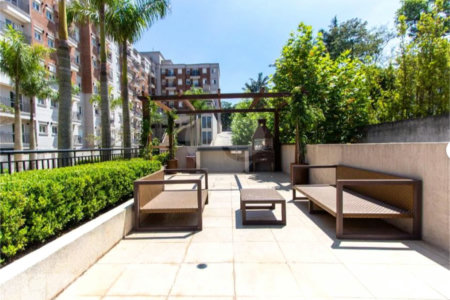 Apartamento à venda ou para alugar com 1 quarto em Granja Viana, Cotia, SP