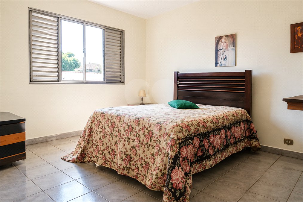 Casa à venda com 3 quartos, sendo 1 suíte,  em Chácara Japonesa, São Paulo, SP