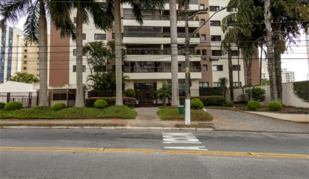Apartamento à venda com 4 quartos, sendo 3 suítes,  em Jardim Monte Kemel, São Paulo, SP
