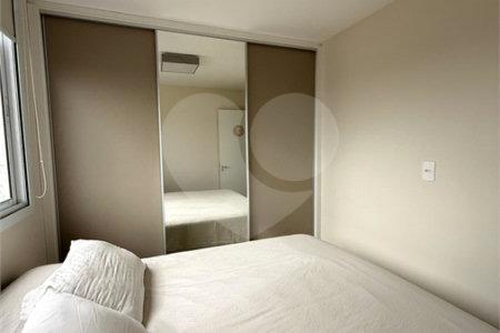 Apartamento à venda com 2 quartos em Parque Industrial Tomas Edson, São Paulo, SP